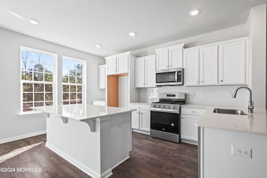 41 Wembley Way, Tinton Falls, NJ 07753 - photo 5