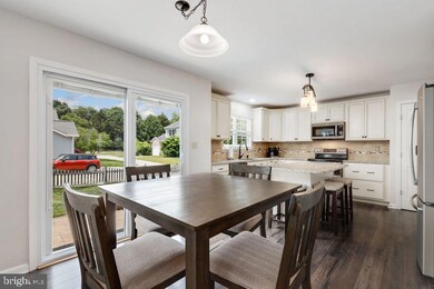 6309 Pitch Pine Ct, Sykesville, MD 21784 - photo 7