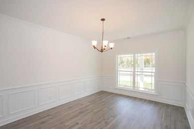 Stock Photo *Selections and finishes may vary