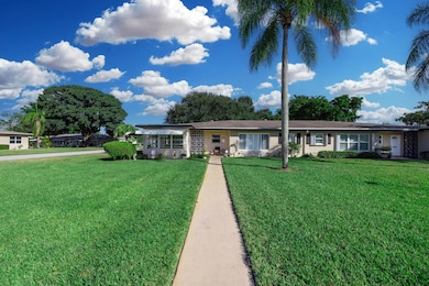 1022 Circle Dr unit A, Delray Beach, FL 33445 - photo 2