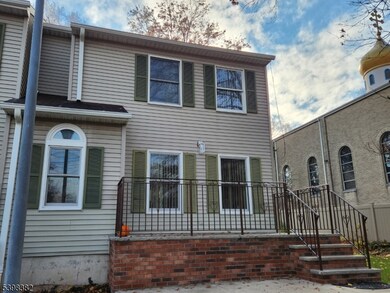 660666 Irvington Ave unit 4, Maplewood, NJ 07040 - photo 3