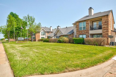 835 W Harwood Rd unit B, Hurst, TX 76054 - photo 7