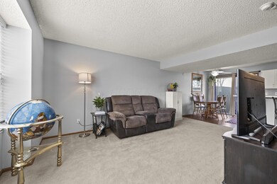8_living room 01