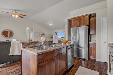 879 Sundown Ln, Tooele, UT 84074 - photo 6