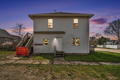 202 Poplar St, Three Oaks, MI 49128 - photo 3