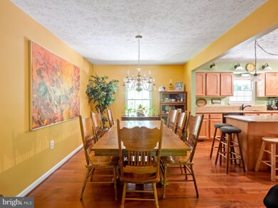 12509 Spring Dr, Manassas, VA 20112 - photo 2