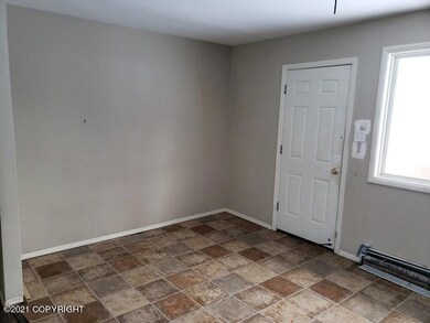 022-102351 Living Room Additional Angle1