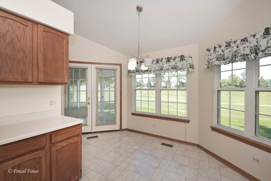 1653 Glengarry Ct, Algonquin, IL 60102 - photo 6