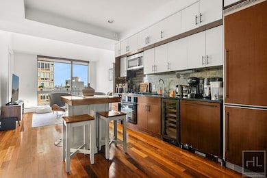 The Toren unit 3002, Brooklyn, NY 11201 - photo 4