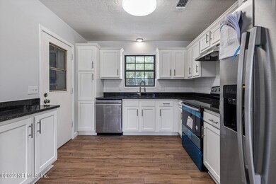 2814 Sam Rd, Jacksonville, FL 32216 - photo 6