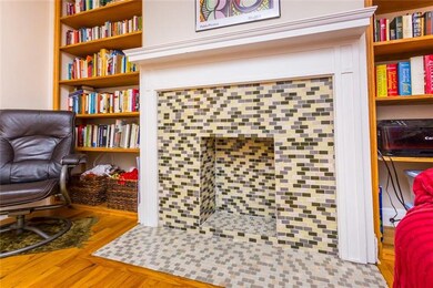 Decorative fireplace