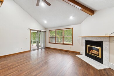 06-5501-Donavon-Drive-Jackson-MI-49201-W