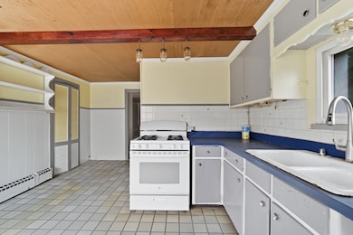 8 N Longyard Rd, Southwick, MA 01077 - photo 6