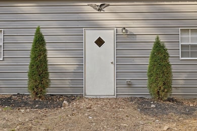 1399 Roberts Creek Rd, Waverly, TN 37185 - photo 4
