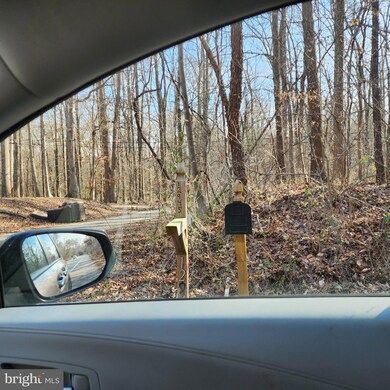 12947 Fletchertown Rd, Bowie, MD 20720 - photo 2