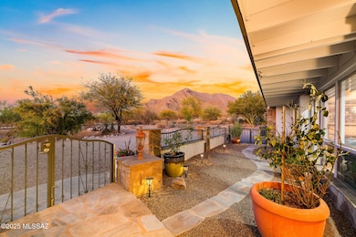 82-web-or-mls-140 E Magee Rd - MLS Image