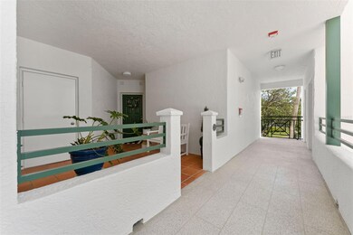 Dolphin Cay unit 209, Saint Petersburg, FL 33711 - photo 5
