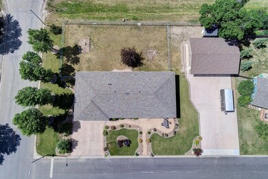 Aerial Overhead<|><|>