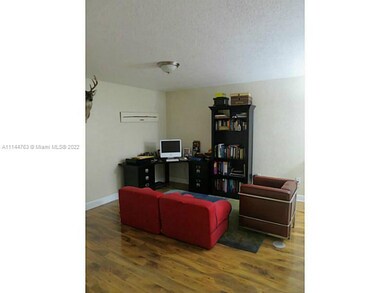 6880 NW 109th Ct, Doral, FL 33178 - photo 4