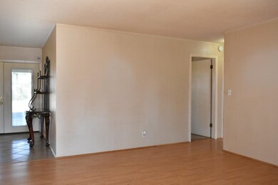 3110 Brooks Dr, Enid, OK 73701 - photo 2