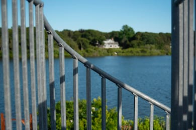 312 E Chop Dr, Oak Bluffs, MA 02557 - photo 4