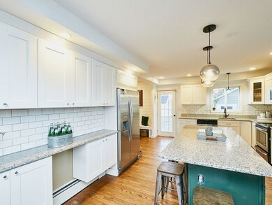 259 Circuit St, Hanover, MA 02339 - photo 4