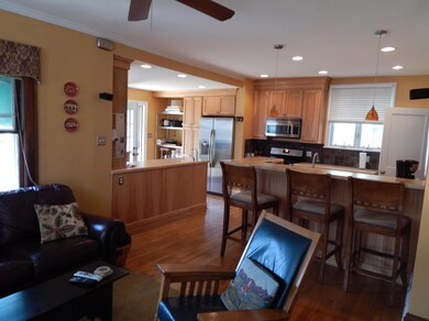 Kitchen/family room