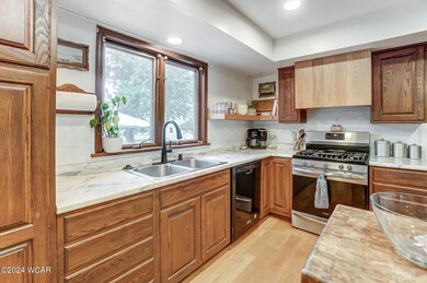 932 N Jefferson St (7)