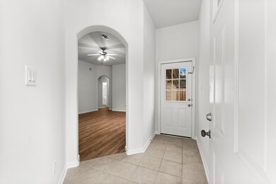 15922 Cottage Ivy Cir, Tomball, TX 77377 - photo 5