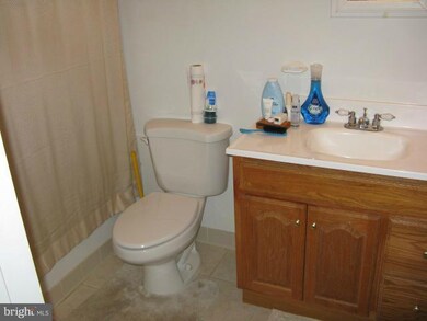 3214 8th St SE unit 4, Washington, DC 20032 - photo 6