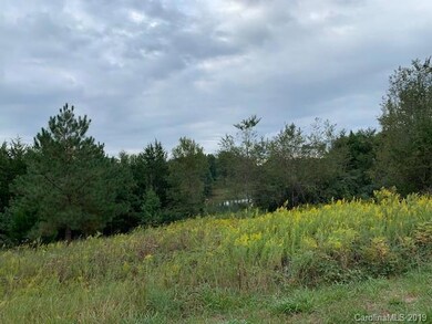 37 Luther Dr unit 37, Ironton, NC 28080 - photo 2