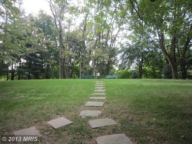 27 Valley Crossing Cir, Cockeysville, MD 21030 - photo 5