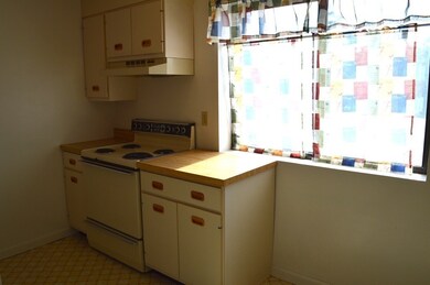 43 Pomeworth St unit 41, Stoneham, MA 02180 - photo 6