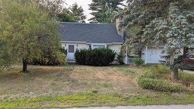 21 Lois St, Rochester, NH 03867 - photo 2