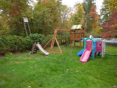 245 Madison Ave W, Holyoke, MA 01040 - photo 7