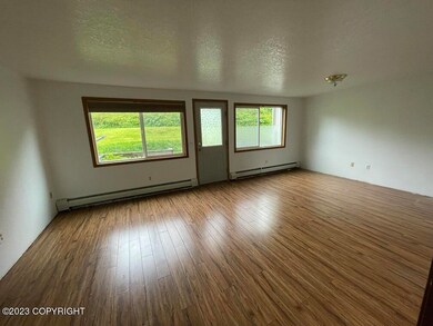 1312 Mylark #28 - Living area