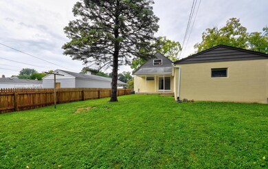 Yard- Exterior (3)