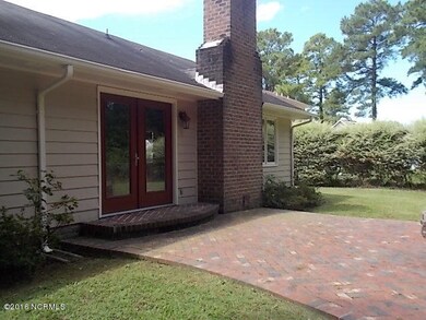 2485 Northwoods Dr, Jacksonville, NC 28540 - photo 4