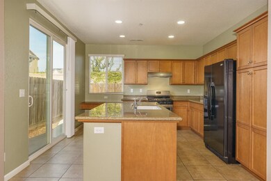 7410 E Ramona Way, Fresno, CA 93737 - photo 4