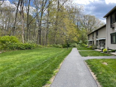 170 E Hadley Rd unit 97, Amherst, MA 01002 - photo 2