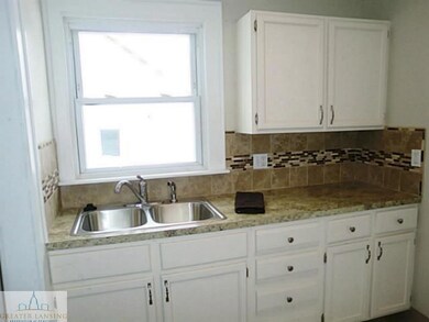 1311 Pulaski St, Lansing, MI 48910 - photo 4