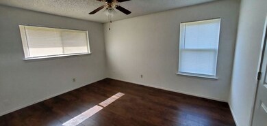 5032 Maryanna Way, North Richland Hills, TX 76180 - photo 4