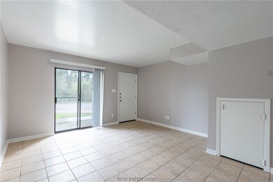 206 Lincoln Ave unit C, College Station, TX 77840 - photo 4
