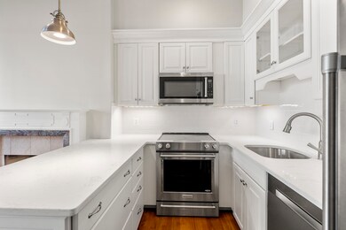 341 Beacon St unit 2D, Boston, MA 02116 - photo 3