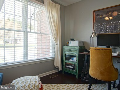 7215 Caracara Ct, Sykesville, MD 21784 - photo 3