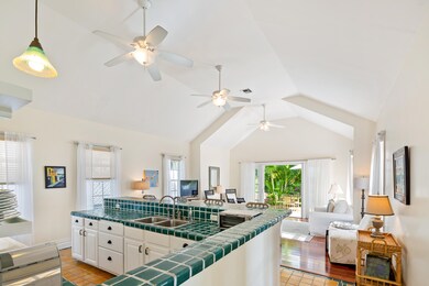 Kitchen_915 Washington St, Key West