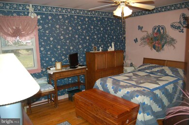 1569 Putnam Dr, Lancaster, PA 17602 - photo 6