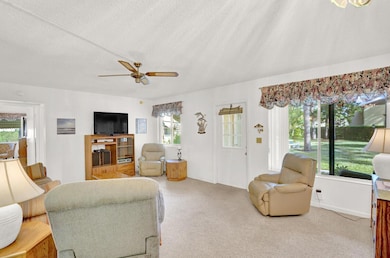 142 Lake Pine Cir unit B-1, Greenacres, FL 33463 - photo 6