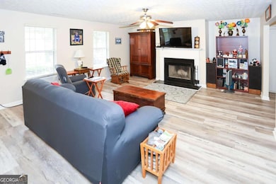 661 Michael Cir, Monroe, GA 30655 - photo 4