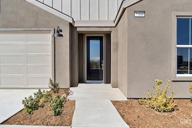 7306 Peach Grove Ln, Bakersfield, CA 93313 - photo 4